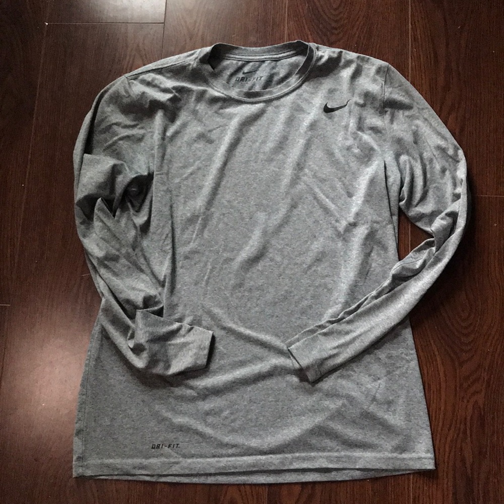 Nike dri fit sz M